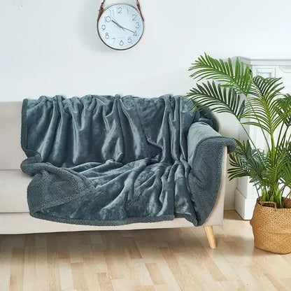 Zyra - Waterproof Blanket