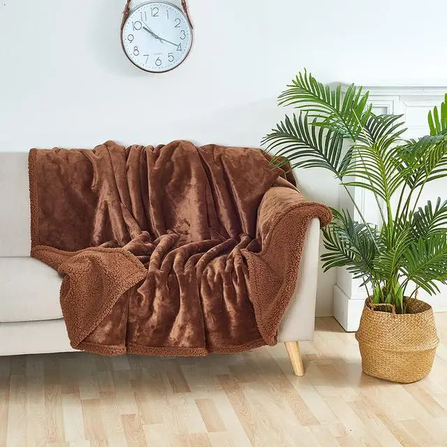 Zyra - Waterproof Blanket
